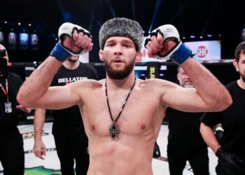 Шаблий — финалист Гран-при Bellator! Россиянин победил звезду и ждёт Нурмагомедова