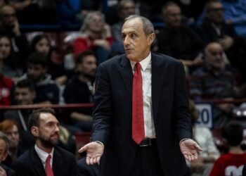 Как дела у Этторе Мессины? Именитый экс-тренер ЦСКА испытывает проблемы в Италии