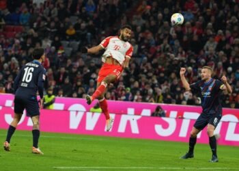 Бундеслига. Проблемы Баварии с Хайденхаймом, поражение Боруссии