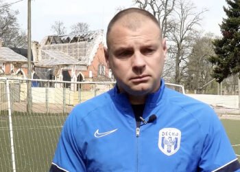 «На платежи солидарности за Ярмоленко в Чернигове купили два автобуса», — директор СДЮШОР «Десна» Чуланов