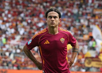 Довбик? Нападающий Ромы готов уменьшить зарплату, чтобы остаться в клубе