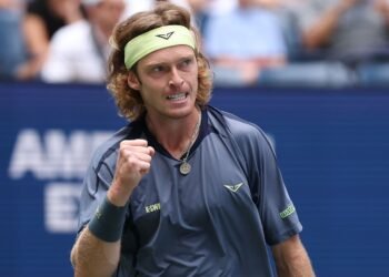 Андрей Рублёв вышел в третий круг «Мастерса» в Париже, обыграв Лёнера Тьена