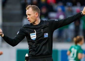 Арбитр матча «Самсунспор» — «Динамо» отработал всего на 12 еврокубковых матчах и будет впервые судить украинскую команду