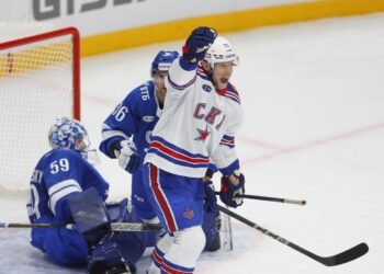 «Мы живём в разных измерениях». Андронов — об общении с Ротенбергом после ухода из СКА