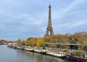 Хаос на Парк де Пренс, фан-шоп ПСЖ и Забарный. Какая футбольная атмосфера перед матчем Франция – Украина?