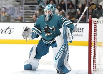 36 сейвов Аскарова помогли «Сан-Хосе» обыграть «Колорадо», у Ничушкина – передача