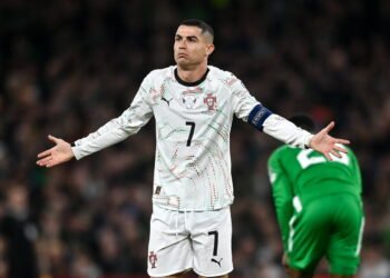 Главный тренер сборной Португалии прокомментировал удаление Криштиану Роналду