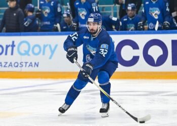 «Барыс» расторг контракт с нападающим Владимиром Волковым