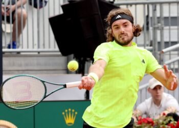 Циципас: если ты отдыхаешь только тогда, когда выгорел, то это не отдых. Это выживание