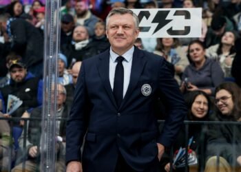 Евгений Артюхин высказался об отставке Вячеслава Буцаева из «Сибири»