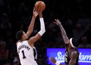 «Финикс» придумал, как сдержать Вембаньяму. Решение удивительно простое