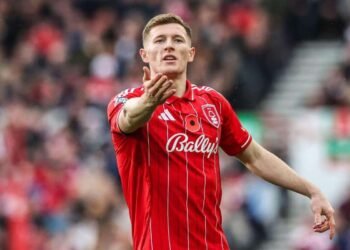 МЮ продолжает следить за Эллиотом Андерсоном