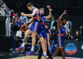 «Енисей» удивляет, молодёжь «Пармы» рвёт и мечет, а «Локо» обрёл стабильность. Итоги ЕЛ