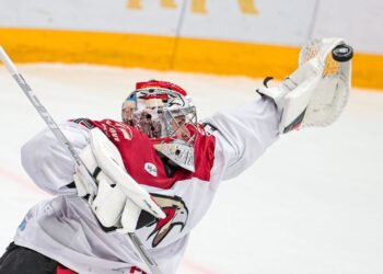 Серебряков: сегодня «Авангарду» нужно было перебороть все трудности. Пацаны — красавцы