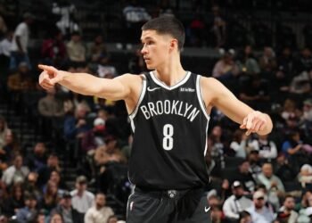 У «Бруклина» Егора Дёмина ноль побед в НБА. Зачем «Нетс» вообще набрали новичков?
