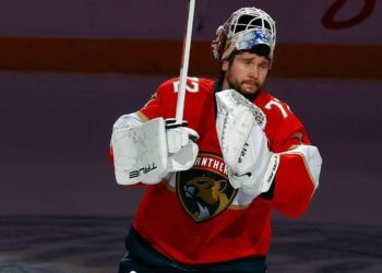 Бобровский вышел на шестое место по числу побед в овертайме в истории НХЛ