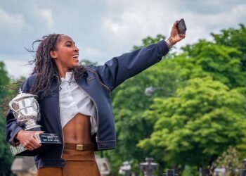 Кори Гауфф возглавила список самых высокооплачиваемых спортсменок 2025-го, Соболенко — 2-я