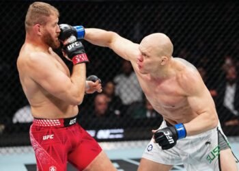 Легендарная польская мощь работает. Гуськов не смог одолеть Блаховича