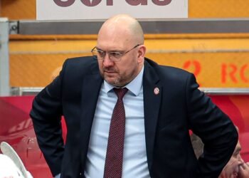 «Плюшевые мы. Добрые и уступчивые». Десятков — о поражении «Лады» от «Северстали»