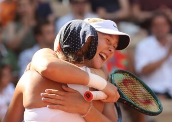 Шамиль Тарпищев уверен, что Андреева и Шнайдер не поменяют спортивное гражданство