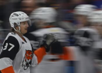 «Здравствуй, 2026 год!» «Амур» поздравил с Новым годом, наступившим на Дальнем Востоке