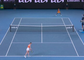 Свитолина разгромила Гауфф из США за 59 минут и впервые вышла в полуфинал Australian Open