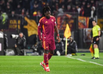 Хавбек «Ромы» Ману Коне пропустит месяц из-за травмы