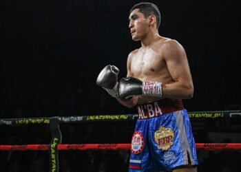 «Я говорю «до свидания». Нокаут сломал олимпийского чемпиона из России?