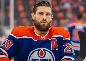 Драйзайтль стал четвёртым игроком в истории «Эдмонтона» с 600+ передачами за клуб