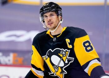 Кросби повторил редкое достижение в истории НХЛ, ранее покорявшееся лишь трём игрокам