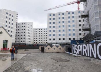 В Олимпийской деревне Милана накануне Игр-2026 разрушили около 70 душевых