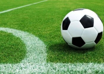 "Оболонь" отказалась играть из-за опасного газона в Александрии