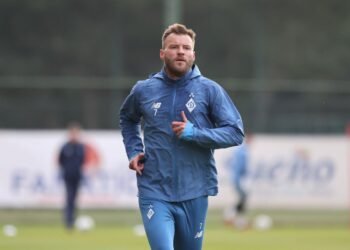 Официально: Ярмоленко, Рубчинский и Тымчик вернулись в общую группу «Динамо» и тренируются без ограничений