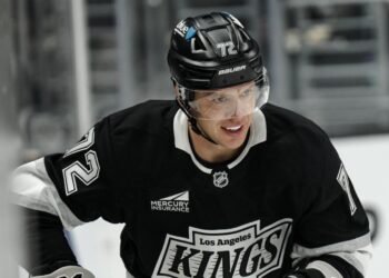 Агент Панарина отреагировал на дебют игрока в составе клуба НХЛ «Лос-Анджелес Кингз»