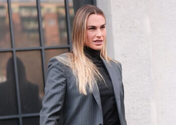 Арина Соболенко побывала на показе Gucci в Милане во время Недели моды