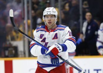 «Артемию стоило сменить обстановку». Черкас — об адаптации Панарина в «Лос-Анджелесе»