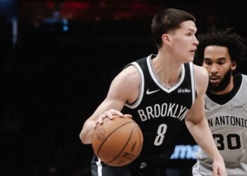 Егор Дёмин с новым рекордом в НБА. Теперь видно, как он дирижирует нападением