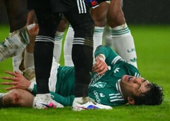 Слот: «Эндо Ватару выбыл надолго»