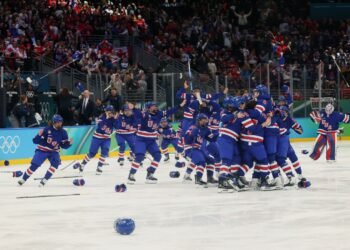 Хоккеисты Канады и США сыграют в финале ОИ, рекорд Норвегии по золоту. Главное к утру