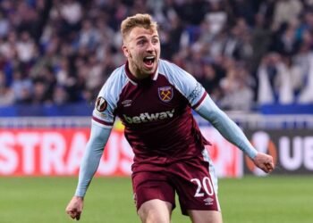 Джо Коул назвал игрока, который идеально подойдет на замену Салаху