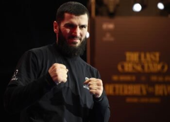 «Не люблю, когда не держат слово». Интервью с Бетербиевым — про Бивола и карьеру