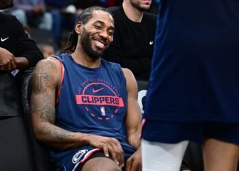 Скрытая касса. Кавай Леонард с дядей тайно вывели из «Клипперс» миллионы?