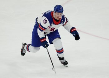 М. Ткачук раскрыл, что происходило в раздевалке США перед овертаймом финала ОИ с Канадой