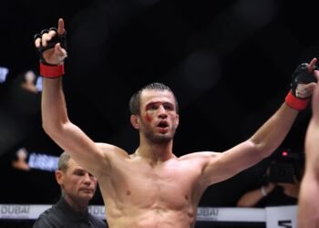 Всё ещё непобеждённый чемпион! Усман Нурмагомедов — на недосягаемом уровне в PFL