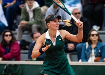 Селехметьева проиграла Стирнс в 1/4 финала турнира WTA-250 в Остине