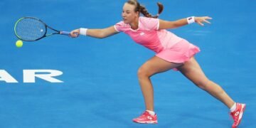 Анна Блинкова переиграла Софью Кенин и вышла во второй круг «тысячника» в Майами