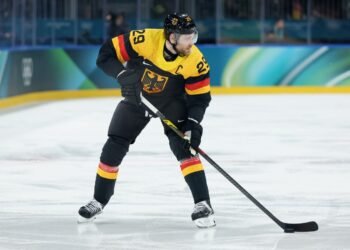 Драйзайтль вышел на 4-е место в НХЛ по необычному показателю. Впереди — Овечкин и Малкин