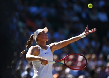 Елена Рыбакина на отказе соперницы вышла в четвертьфинал «тысячника» в Индиан-Уэллсе