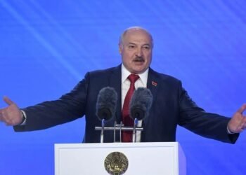 «Это давит на хоккеистов». Каменский — о присутствии Лукашенко на матче минского «Динамо»