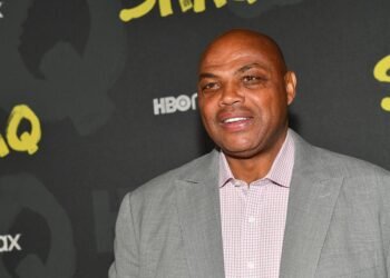 «Это моя мечта». Легенда НБА Баркли назвал зимний вид спорта, где желает увидеть драку